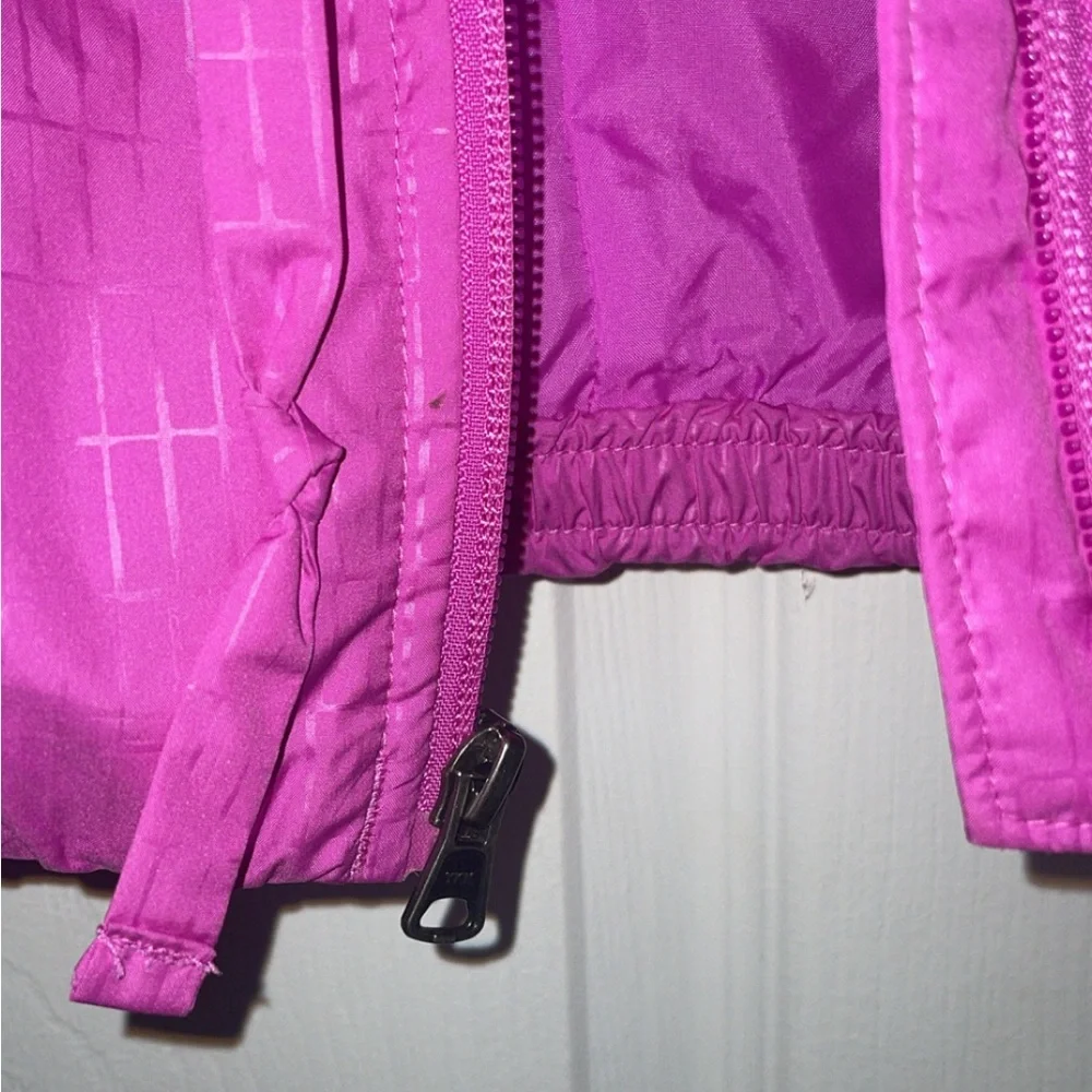 Columbia Women’s Hooded Windbreaker Jacket - Picture 12 of 12